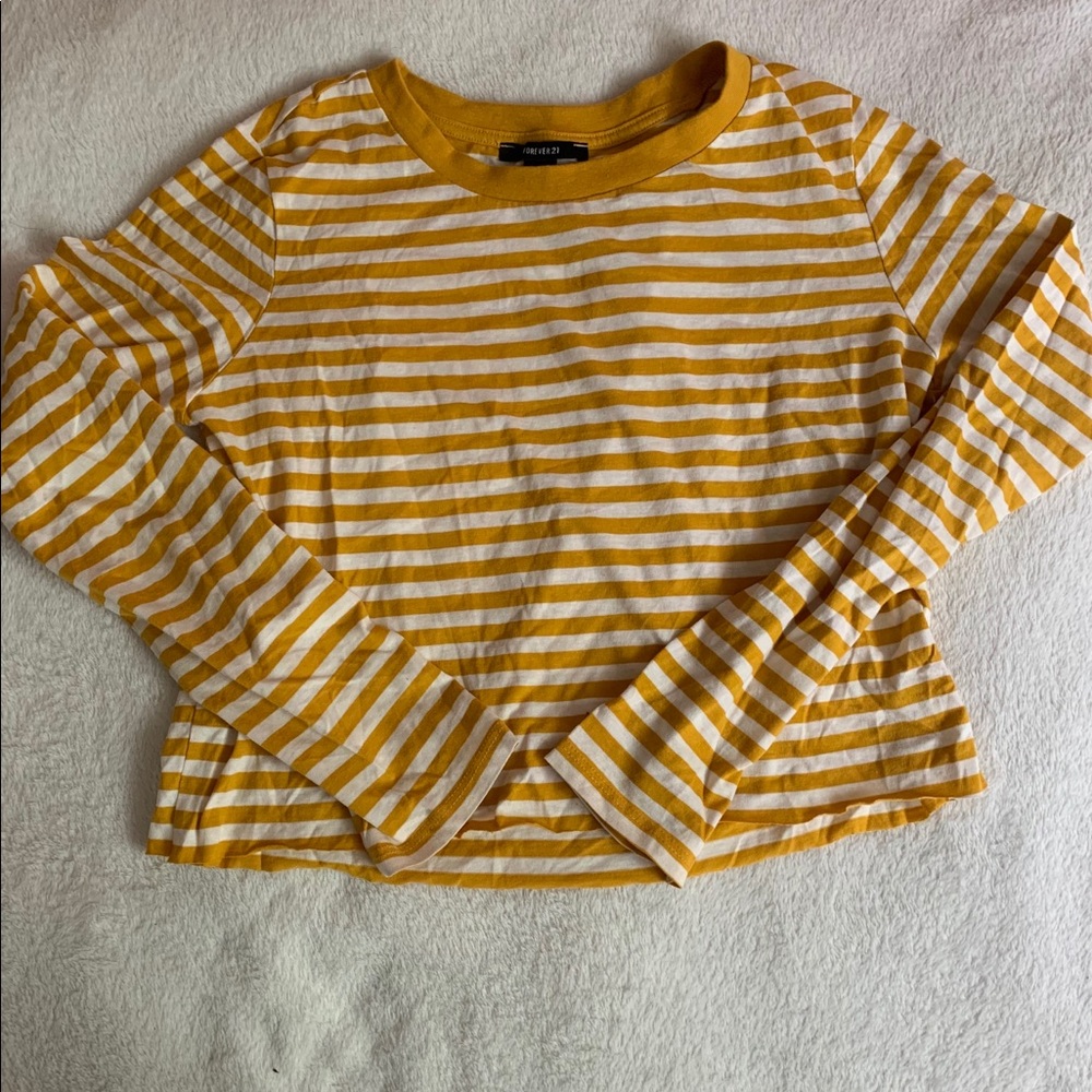 ⭐️2/25⭐️ Striped Long Sleeve Tee